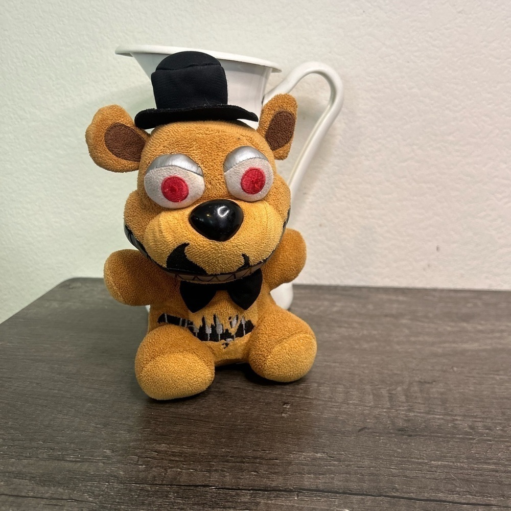 Five nights at Freddy's FNAF Freddy Fazbear Funko 2016